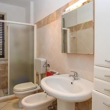 4 Bedroom Pet Friendly In Semesterbostad