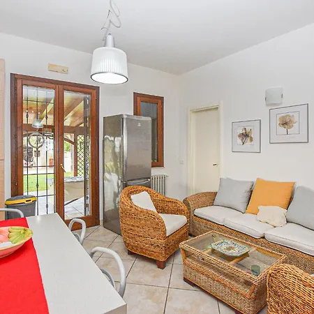Semesterbostad 4 Bedroom Pet Friendly In *